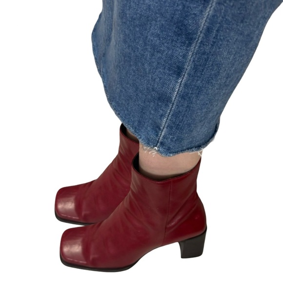 Nine West Vintage 90s Square Toe Burgundy Red Leather Boots Size 7.5 Chunky Heel - Picture 1 of 15
